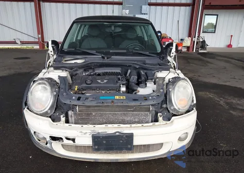 2010 Mini Cooper z USA, uszkodzony, nr VIN WMWMF3C54ATZ67376